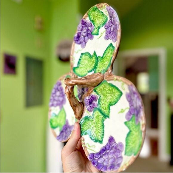 VTG Textured 3D Hand Painted + Glazed Sectional Grape Pottery Kitchen Serveware - Picture 2 of 7